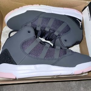 Jordan Max Aura 2Y